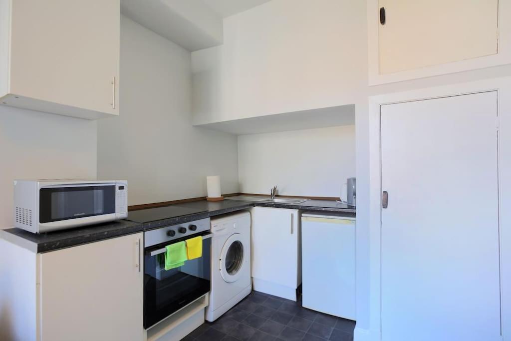Cosy & Broughton 2br Near Centre Appartement